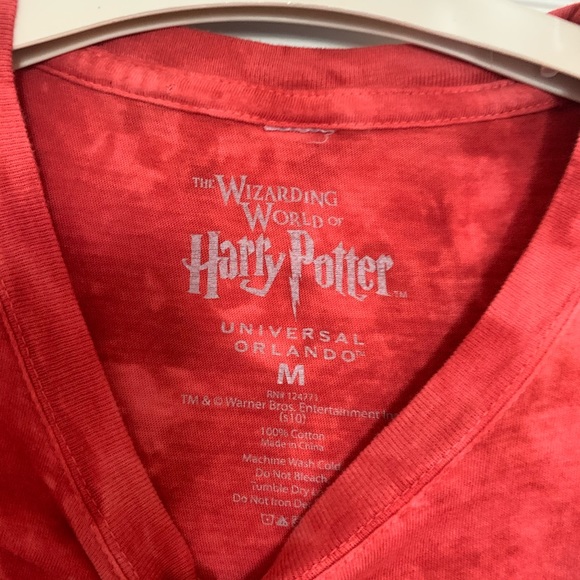 🎀 Gryffindor Tie Dye Tee Universal Studios🎀 - Picture 4 of 4
